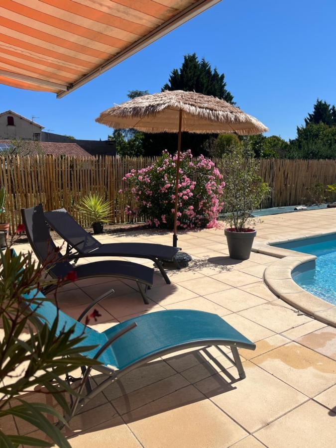 Les Voyages De Louison Bed & Breakfast Lavardac Екстериор снимка